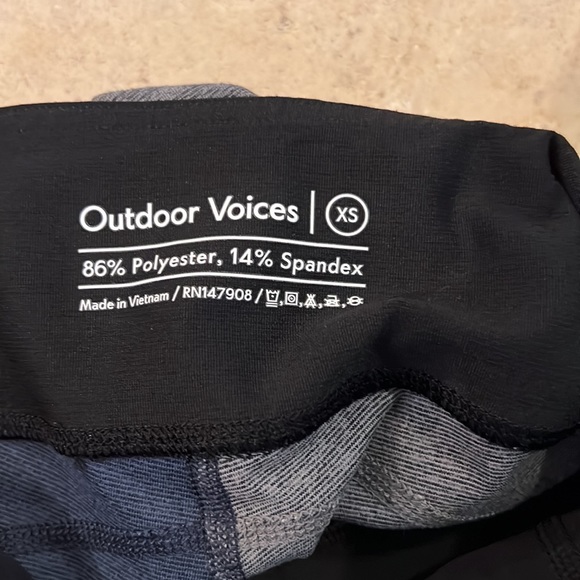 Outdoor voices biker short - Picture 4 of 4